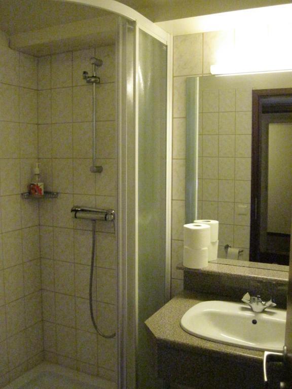 Hotel Capitano Neskaupstaður エクステリア 写真