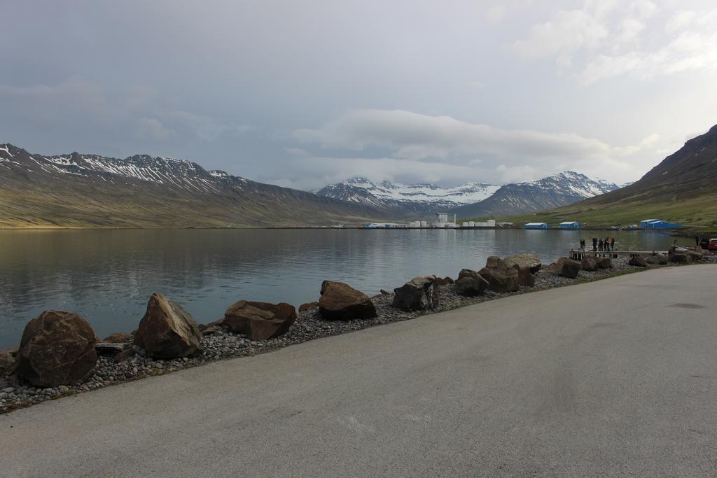 Hotel Capitano Neskaupstaður エクステリア 写真