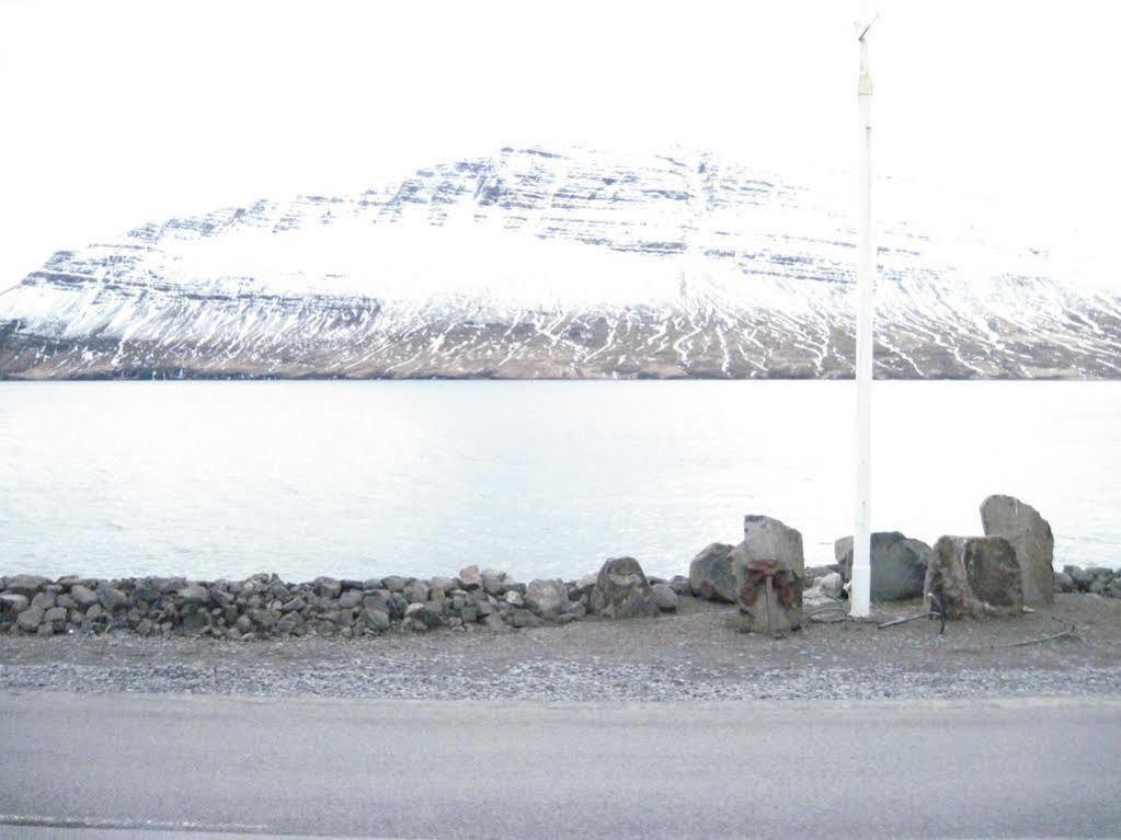 Hotel Capitano Neskaupstaður エクステリア 写真