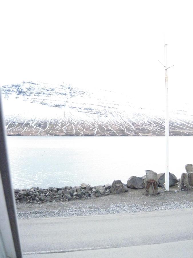 Hotel Capitano Neskaupstaður エクステリア 写真